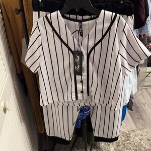 Black and White Striped Women's Top& Capri